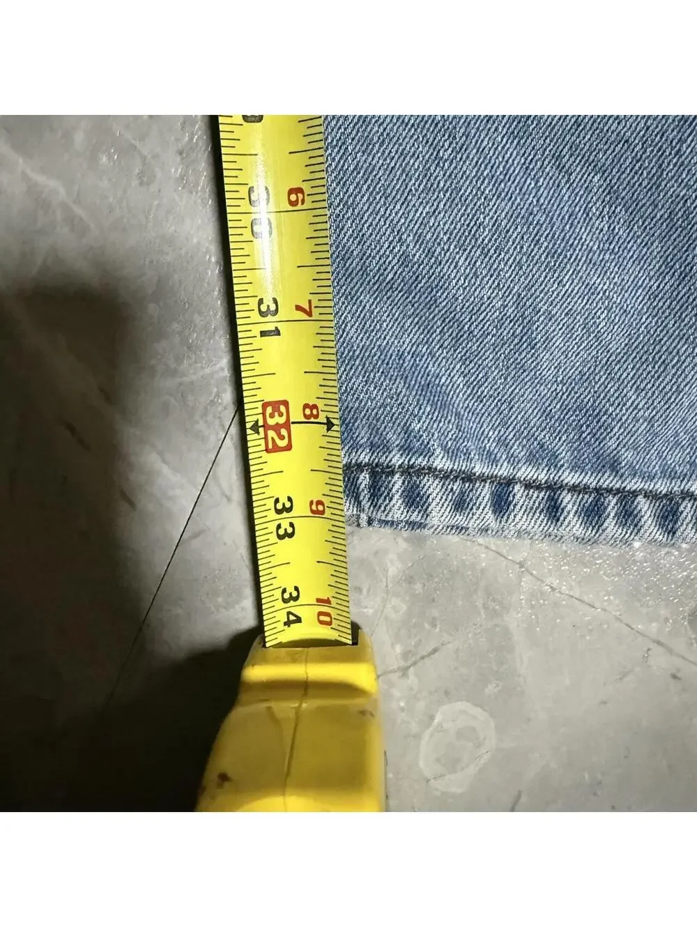 Levi’s 550 Relaxed Fit Light Wash Jeans 36x34